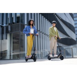 Trottinette Électrique Segway Ninebot E2 Plus E – 25 km/h, Autonomie 25 km, 500W